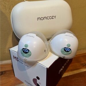 Momcozy M5